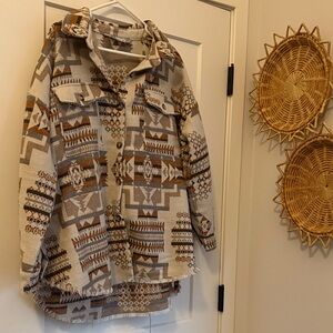 Women's Aztec Patterned Jacket